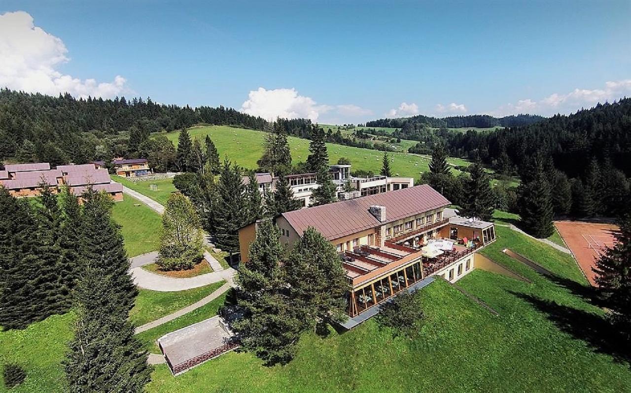 Holiday Park Orava Bungalows Дольний Кубін Екстер'єр фото